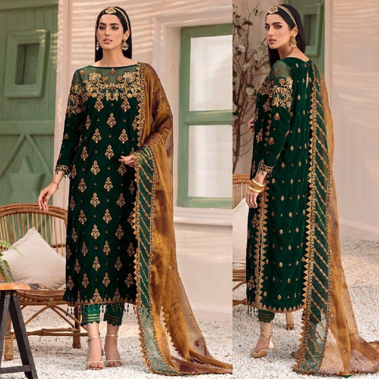 Emaan Adeel Velvet Suit - Yumnaz