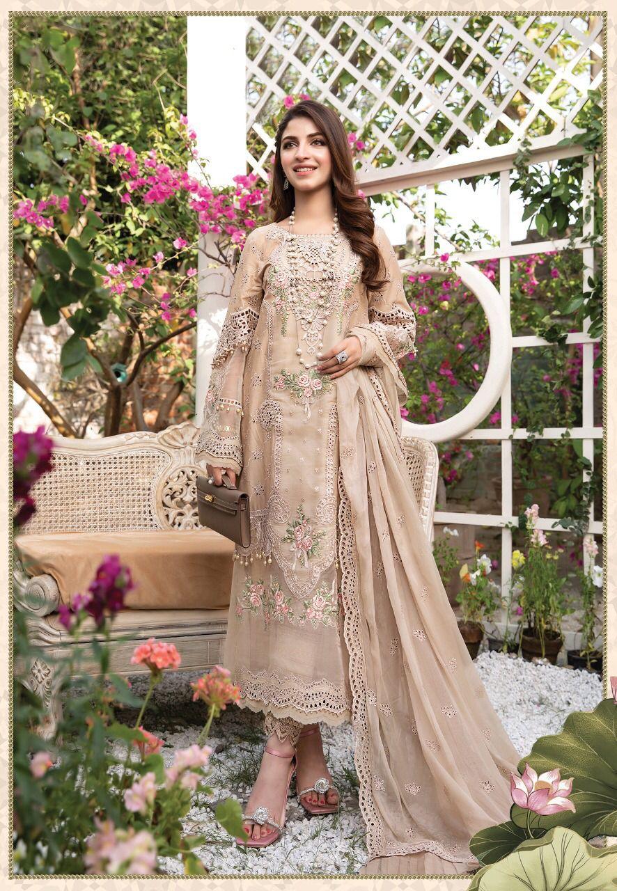 Maria B Chiffon Suit - Yumnaz