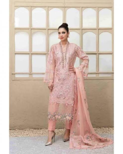 Maria B Organza Suit - Yumnaz
